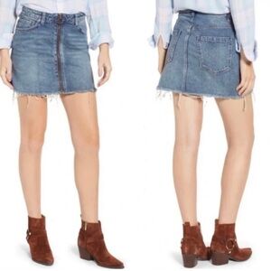 WE THE FREE People Zip It Up Denim Jean Mini Skirt Raw Hem Exposed Zipper Blue